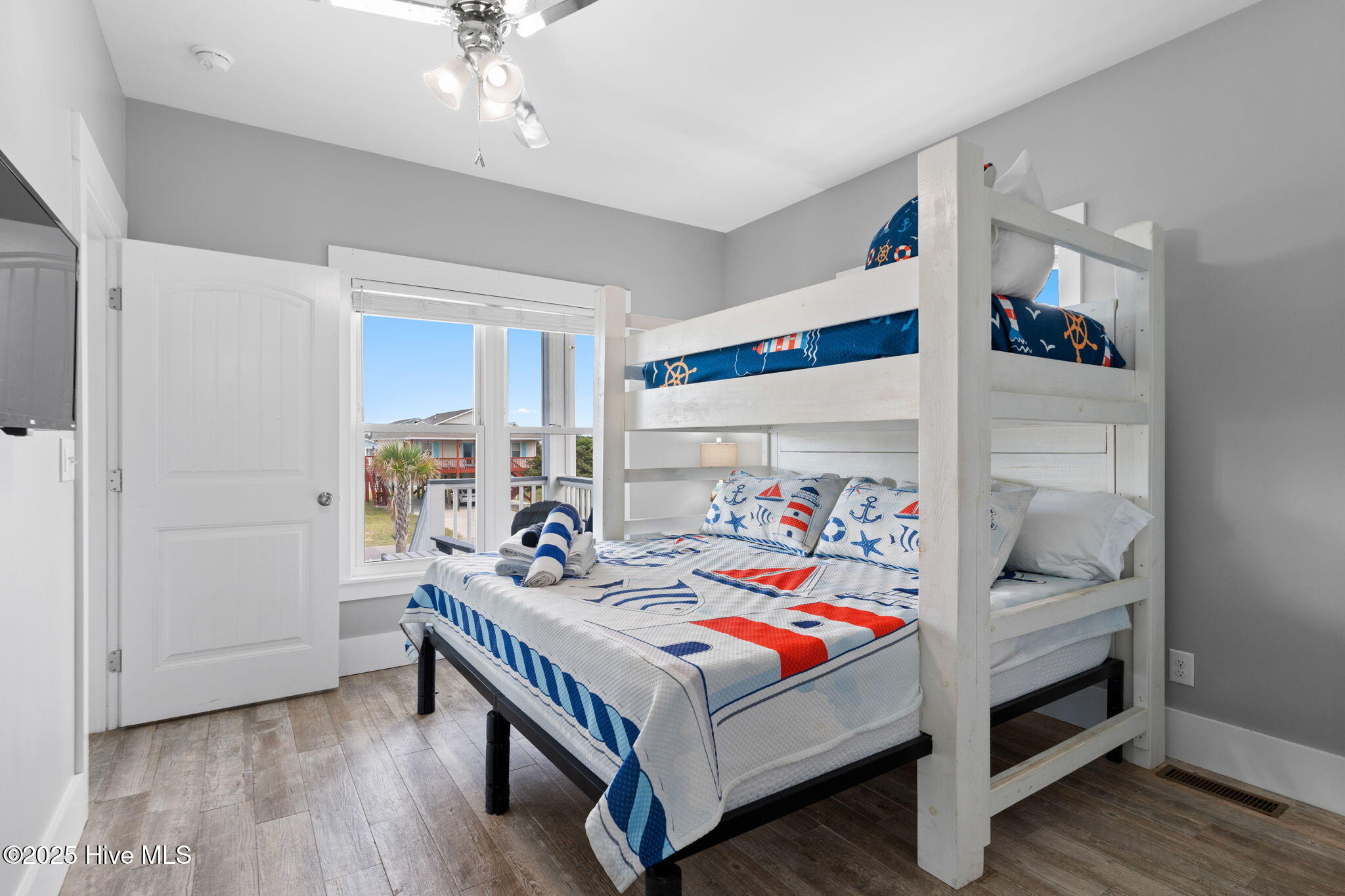 Oak Island, North Carolina, 28465, United States, 5 Bedrooms Bedrooms, ,5 BathroomsBathrooms,Residential,For Sale,1974906