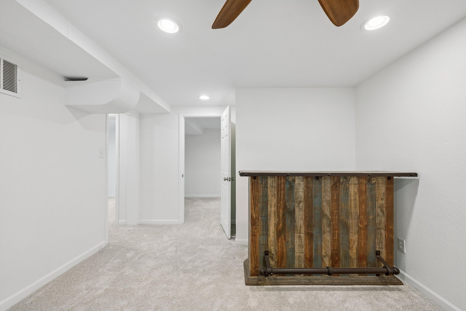  Updated 4-Becroom Brick Ranch in Arvada With Finished Basement - 物件實景