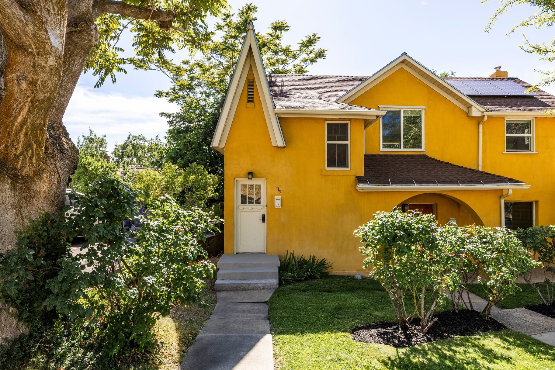  Marmalade Duplex with Valley Views, Solar & Strong Rental Income - 物件實景