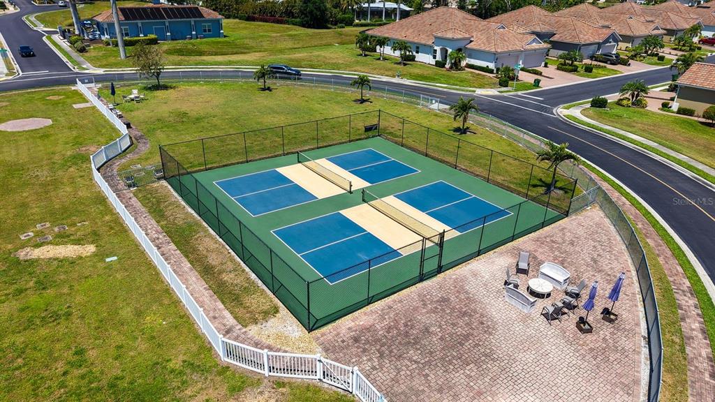 Bradenton, Florida, 34209, United States, 2 Bedrooms Bedrooms, ,2 BathroomsBathrooms,Residential,For Sale,1785001