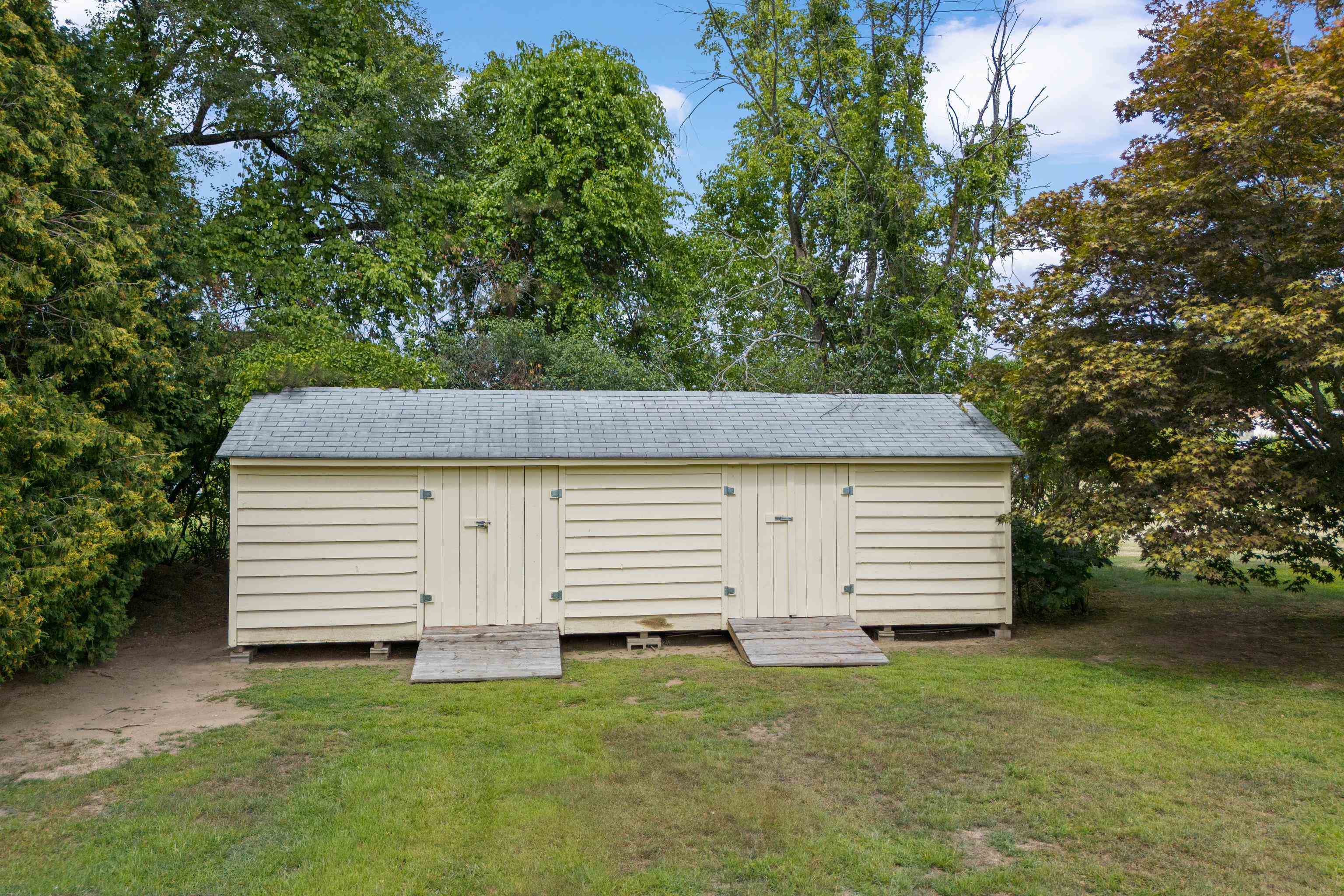 Pelham, New Hampshire, 03076, United States, 4 Bedrooms Bedrooms, ,3 BathroomsBathrooms,Residential,For Sale,1937373