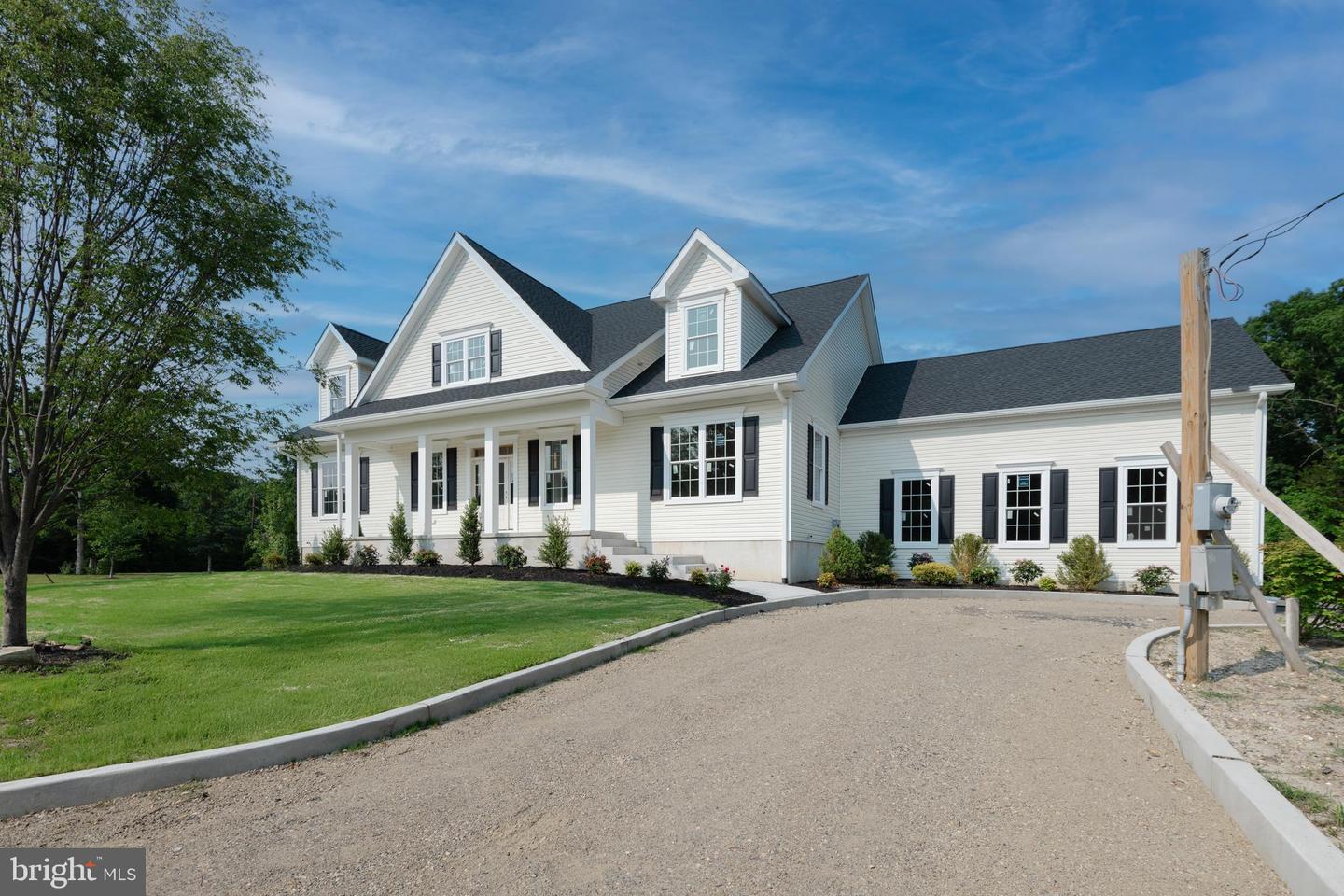 ATCO, New Jersey, 08004, United States, 4 Bedrooms Bedrooms, ,5 BathroomsBathrooms,Residential,For Sale,1981794