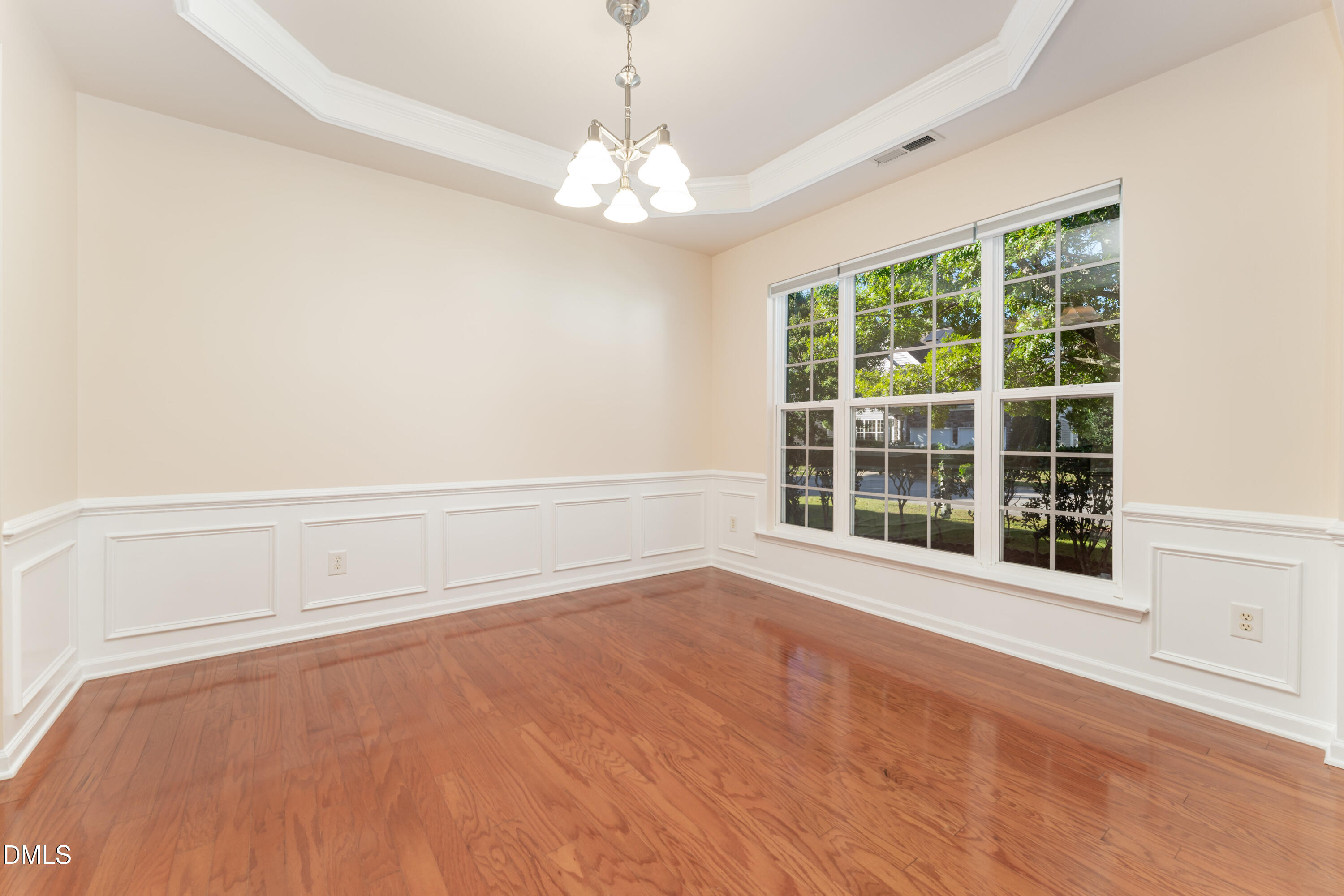 Raleigh, North Carolina, 27614, United States, 4 Bedrooms Bedrooms, ,3 BathroomsBathrooms,Residential,For Sale,1961308