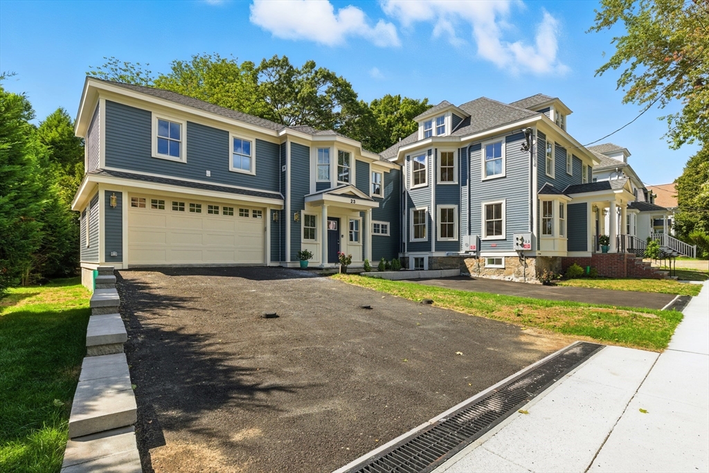 Newton, Massachusetts, 02459, United States, 5 Bedrooms Bedrooms, ,6 BathroomsBathrooms,Residential,For Sale,1938580