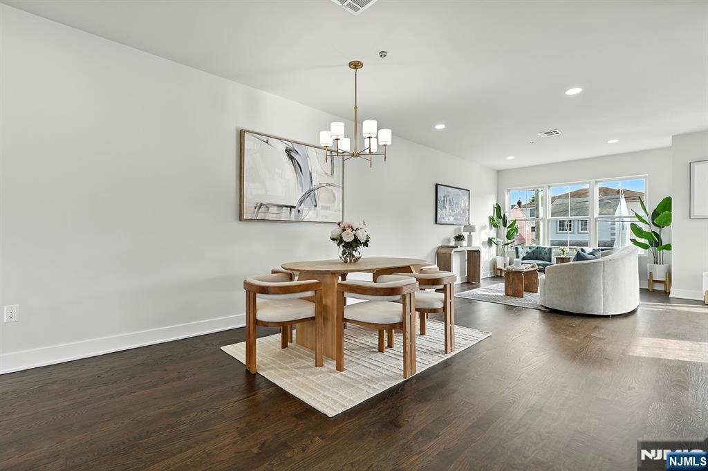 North Arlington, New Jersey, 07031, United States, 2 Bedrooms Bedrooms, ,2 BathroomsBathrooms,Residential,For Sale,2009077