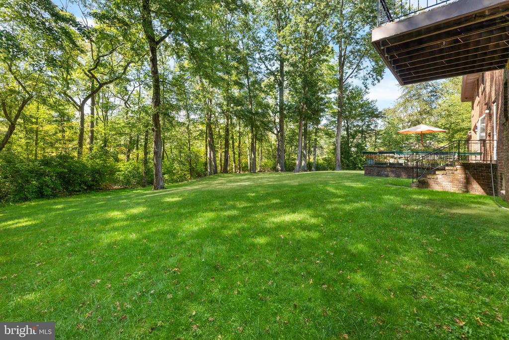 Hightstown, New Jersey, 08520, United States, 5 Bedrooms Bedrooms, ,4 BathroomsBathrooms,Residential,For Sale,1905744