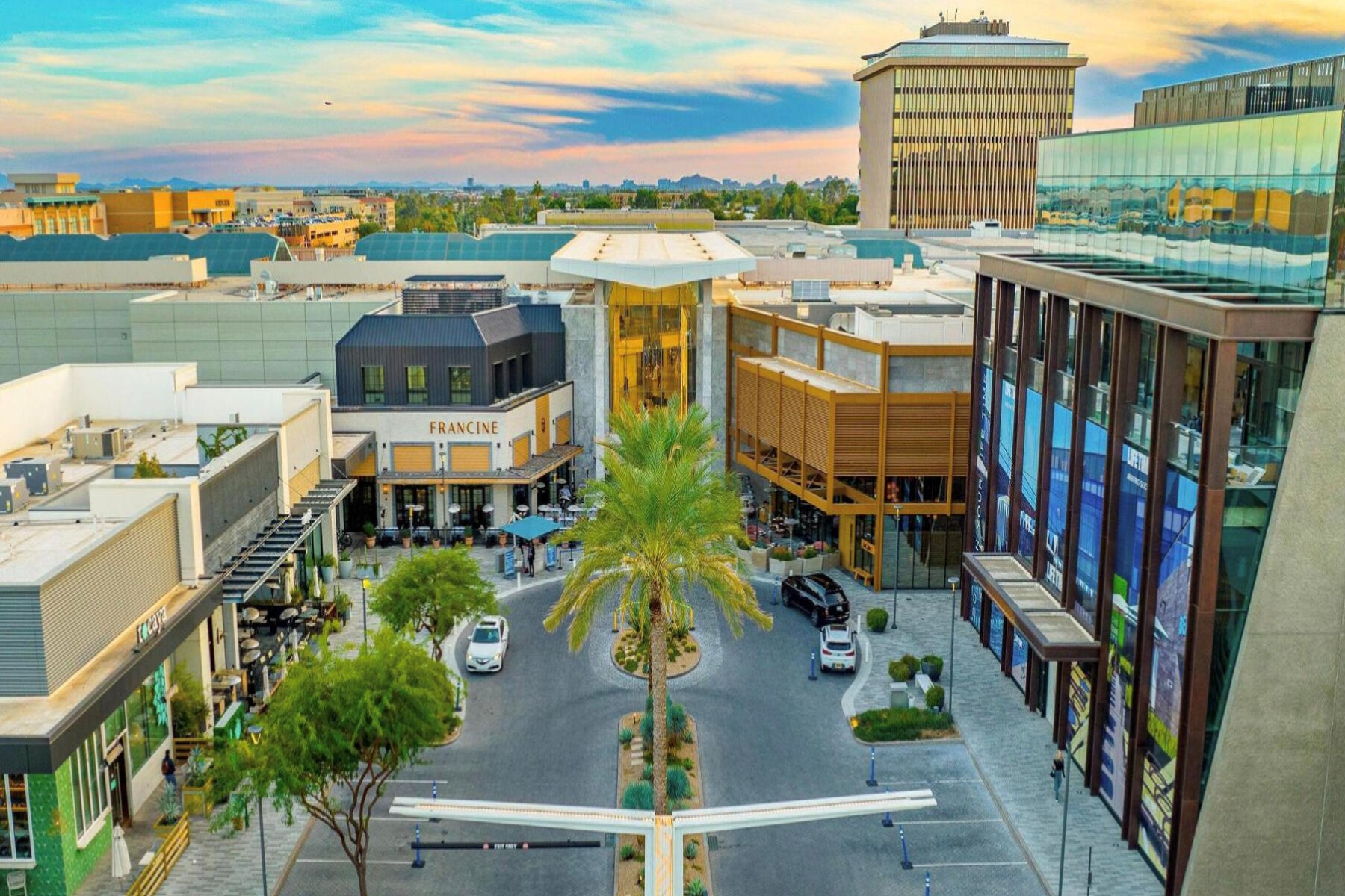  7167 E Rancho Vista Drive  Scottsdale, AZ - 物件實景