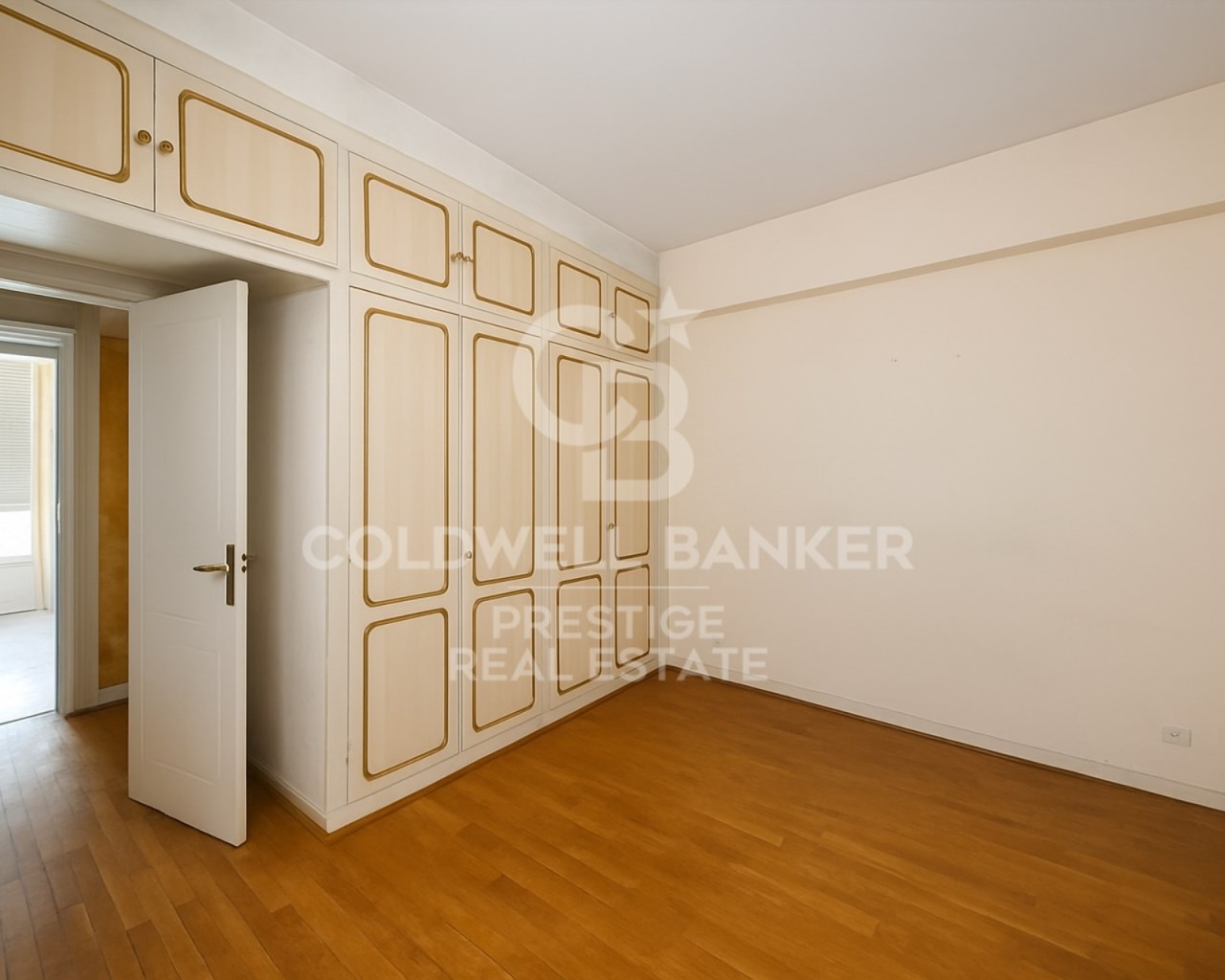 Barcelona, Catalonia, ES, 4 Bedrooms Bedrooms, ,3 BathroomsBathrooms,Residential,For Sale,1793371