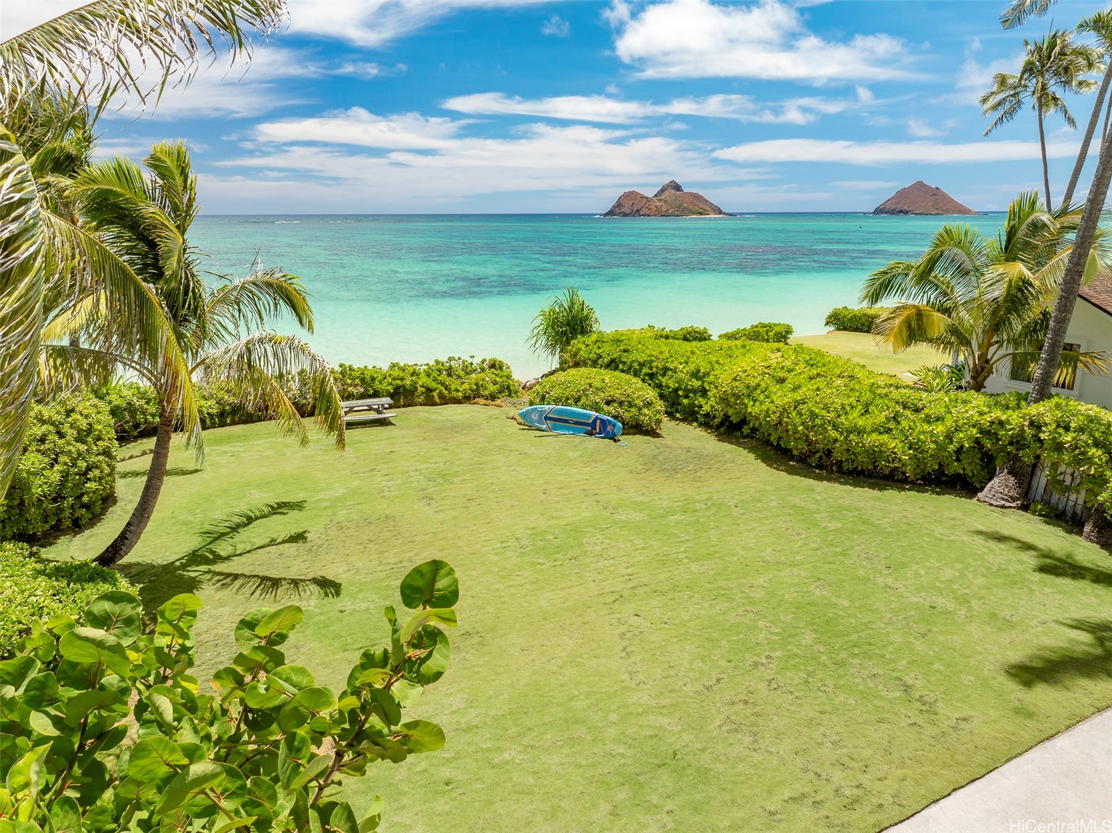 Kailua, Hawaii, 96734, United States, 5 Bedrooms Bedrooms, ,4 BathroomsBathrooms,Residential,For Sale,1896649