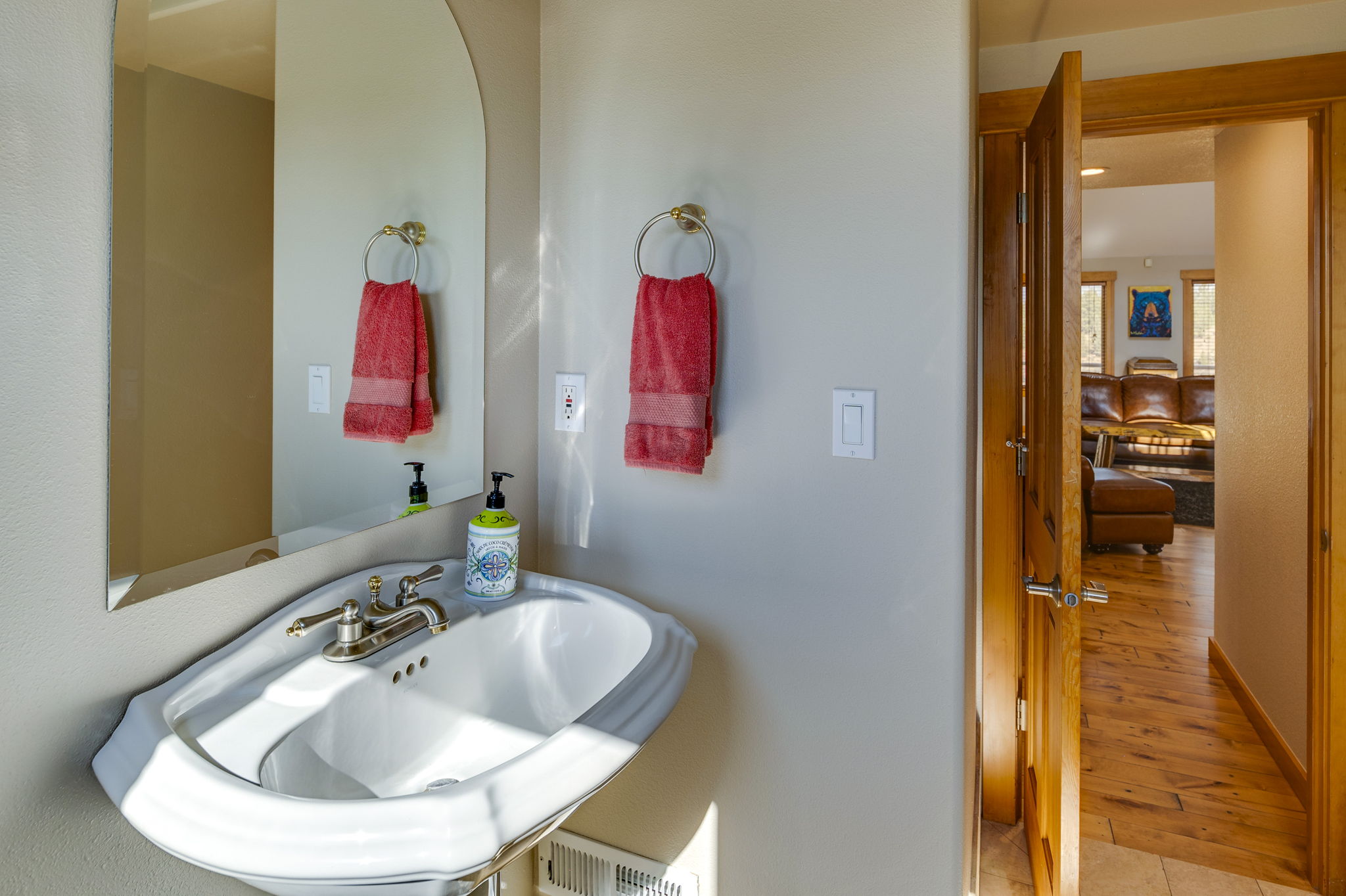 1841 NW 57th Way, Redmond, Oregon, 97756, United States, 4 Bedrooms Bedrooms, ,5 BathroomsBathrooms,Residential,For Sale,1841 NW 57th Way,1617281