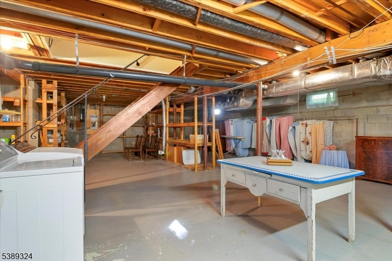 Rockaway Twp., New Jersey, 07866-2817, United States, 4 Bedrooms Bedrooms, ,3 BathroomsBathrooms,Residential,For Sale,1983122