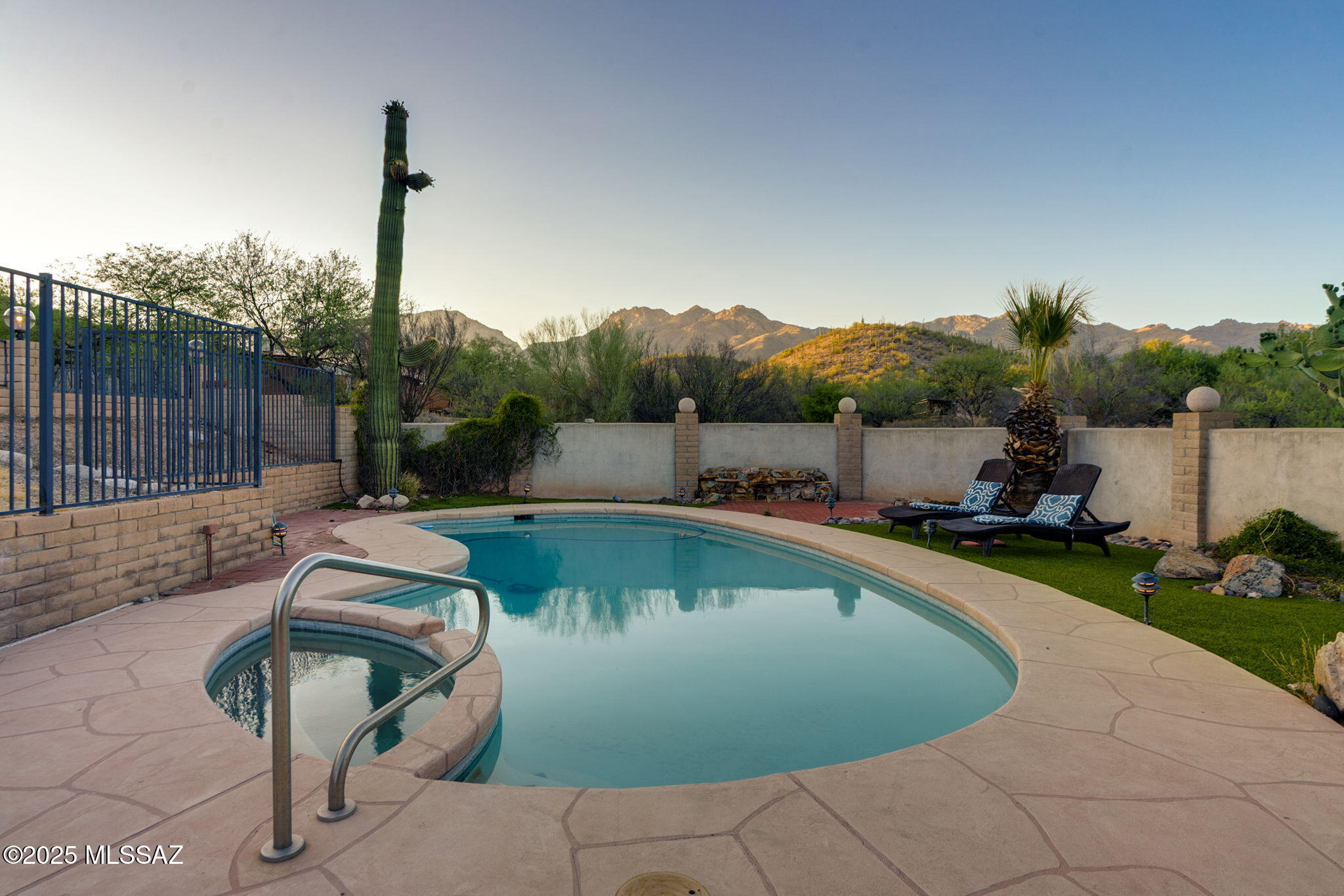 Tucson, Arizona, 85750, United States, 3 Bedrooms Bedrooms, ,2 BathroomsBathrooms,Residential,For Sale,1934360