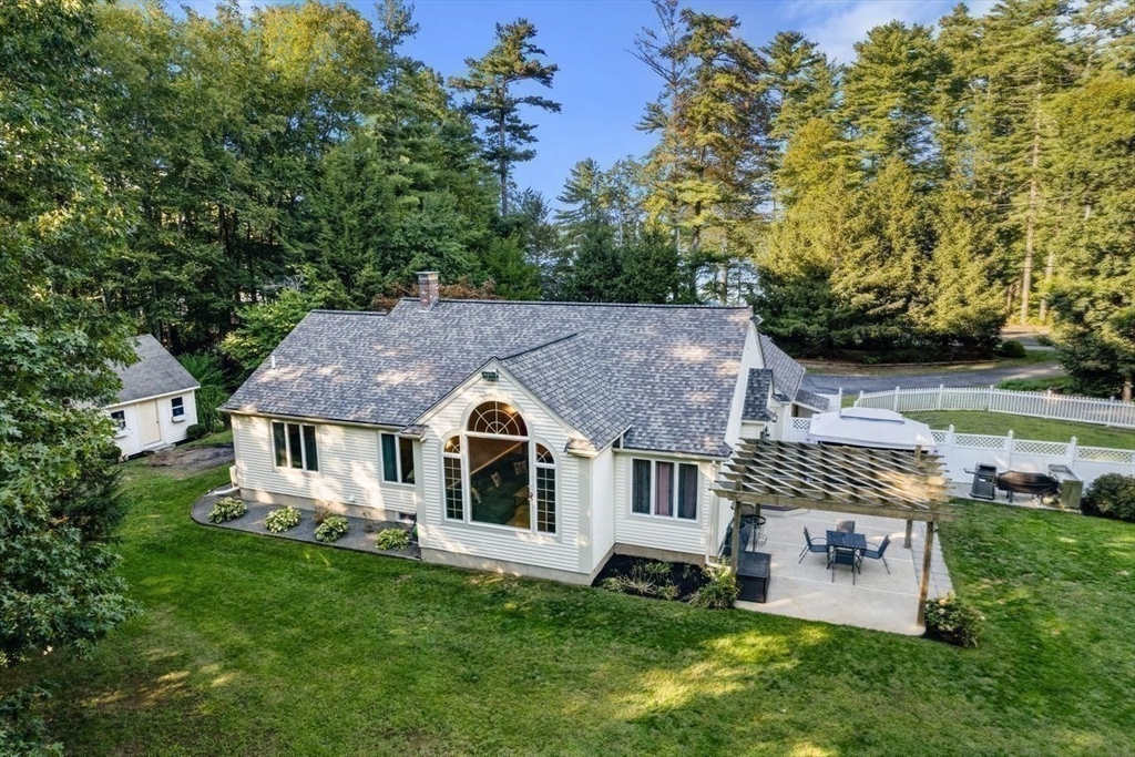 Halifax, Massachusetts, 02338, United States, 3 Bedrooms Bedrooms, ,3 BathroomsBathrooms,Residential,For Sale,1938860