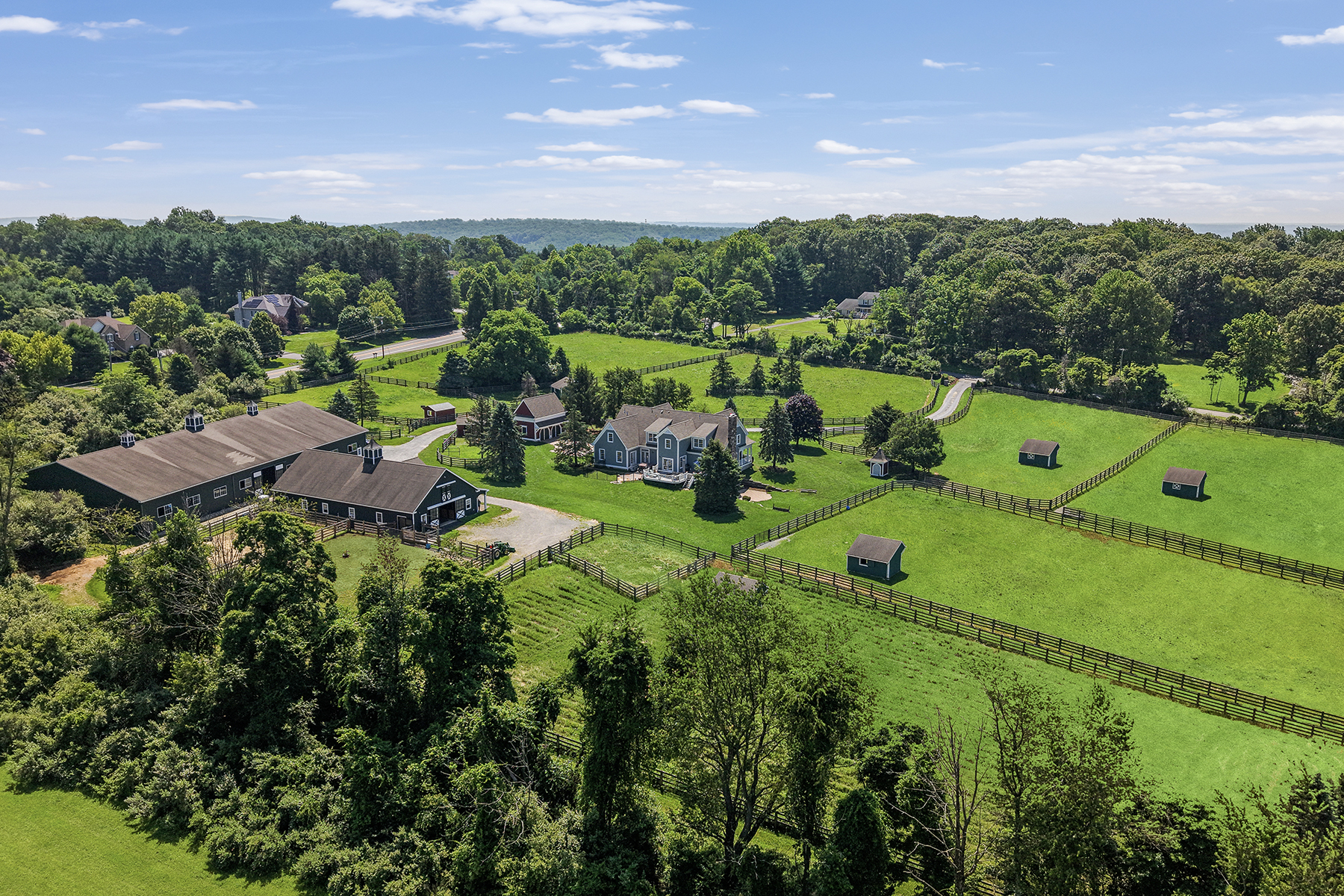  One of a Kind Well Appointed Custom Built Equestrian Property - 物件實景