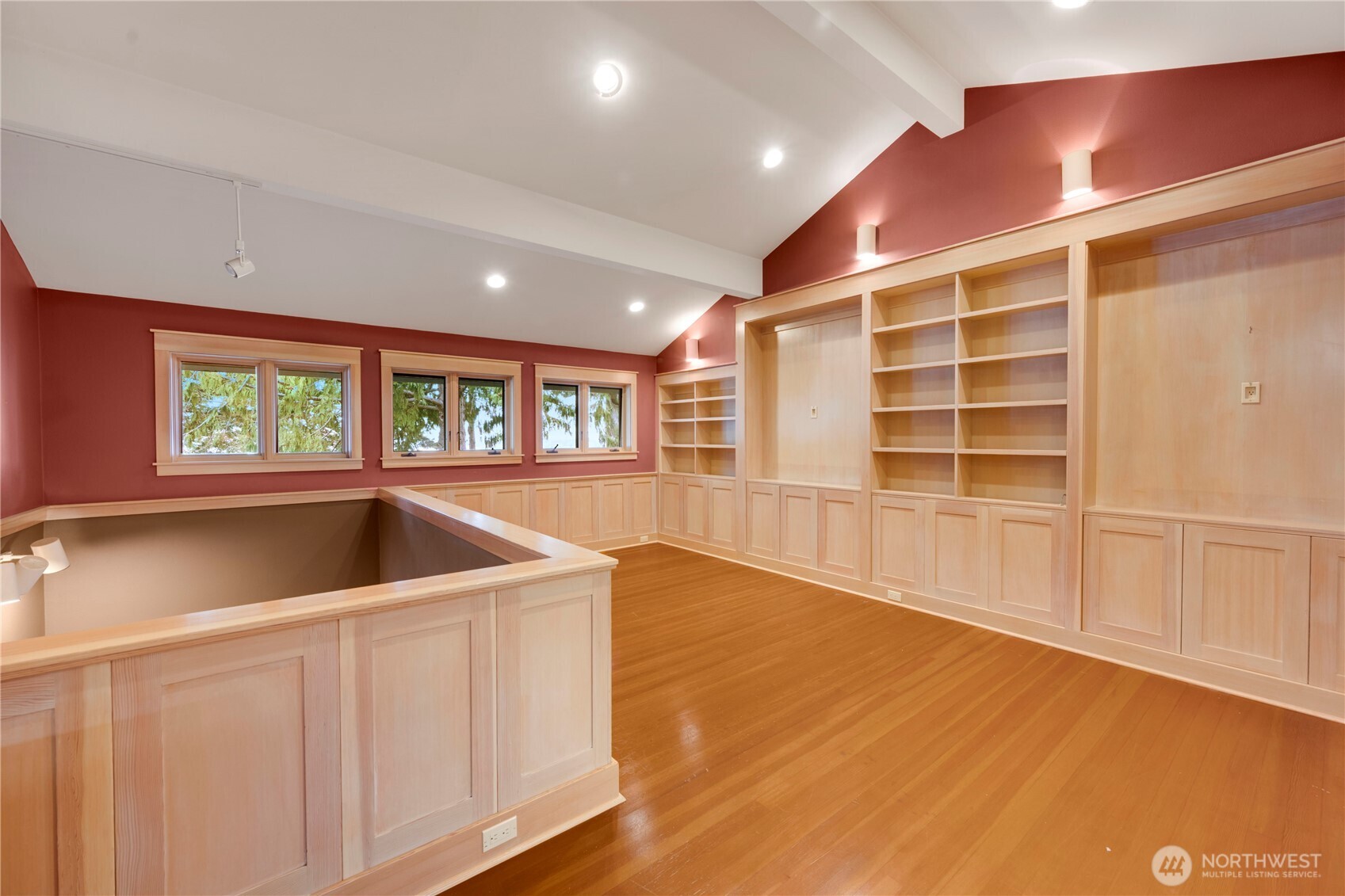 Bellingham, Washington, 98225, United States, 4 Bedrooms Bedrooms, ,3 BathroomsBathrooms,Residential,For Sale,1988960