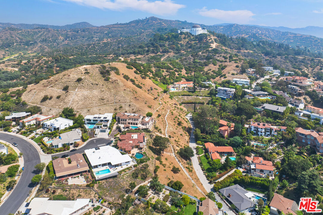 Los Angeles, California, 90027, United States, ,Land,For Sale,1849862