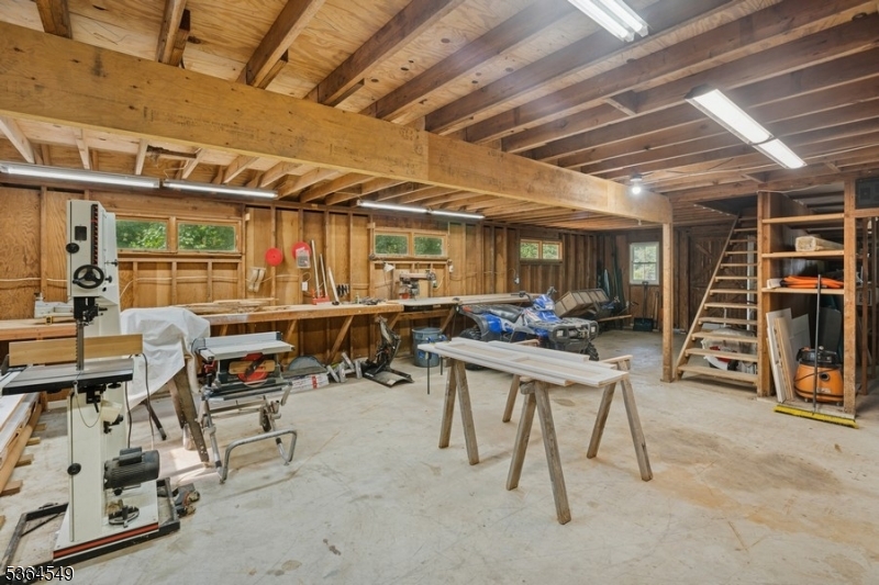Franklin Twp., New Jersey, 08867, United States, 3 Bedrooms Bedrooms, ,2 BathroomsBathrooms,Residential,For Sale,1926340
