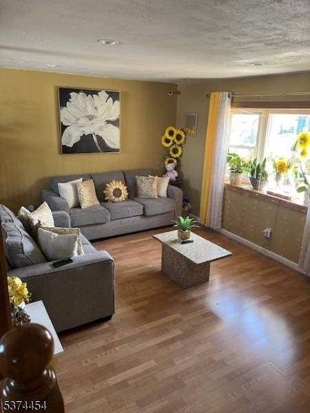 1216 - Perth Amboy, New Jersey, 08861, United States, 4 Bedrooms Bedrooms, ,4 BathroomsBathrooms,Residential,For Sale,1983112