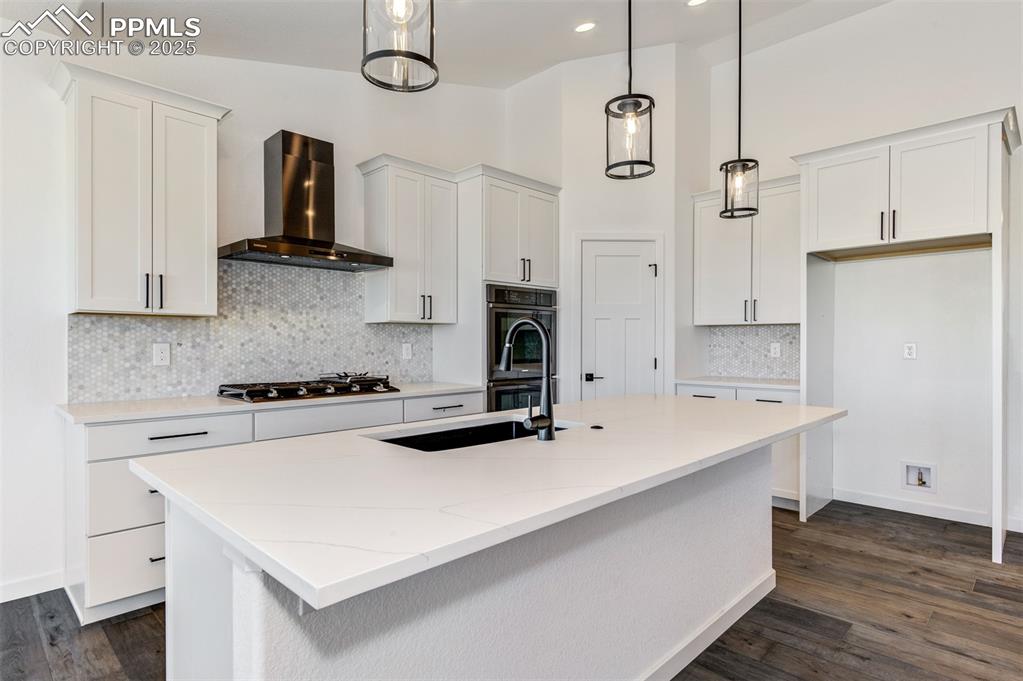 Colorado Springs, Colorado, 80908, United States, 4 Bedrooms Bedrooms, ,4 BathroomsBathrooms,Residential,For Sale,1792890