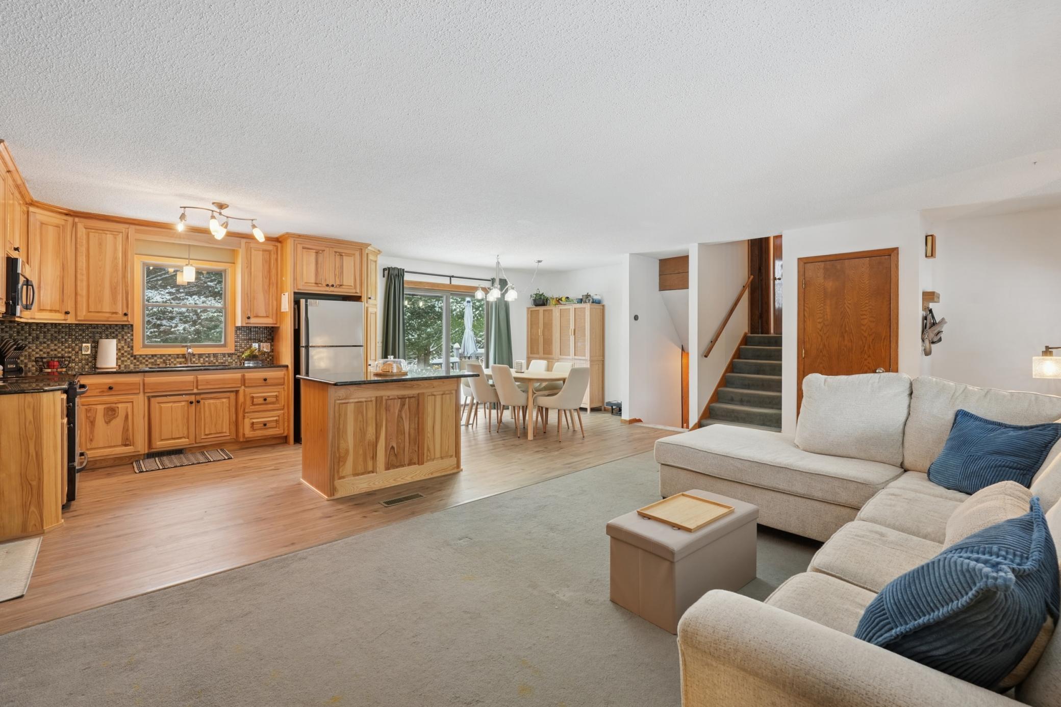 Hudson, Wisconsin, 54016, United States, 3 Bedrooms Bedrooms, ,1 BathroomBathrooms,Residential,For Sale,2002060