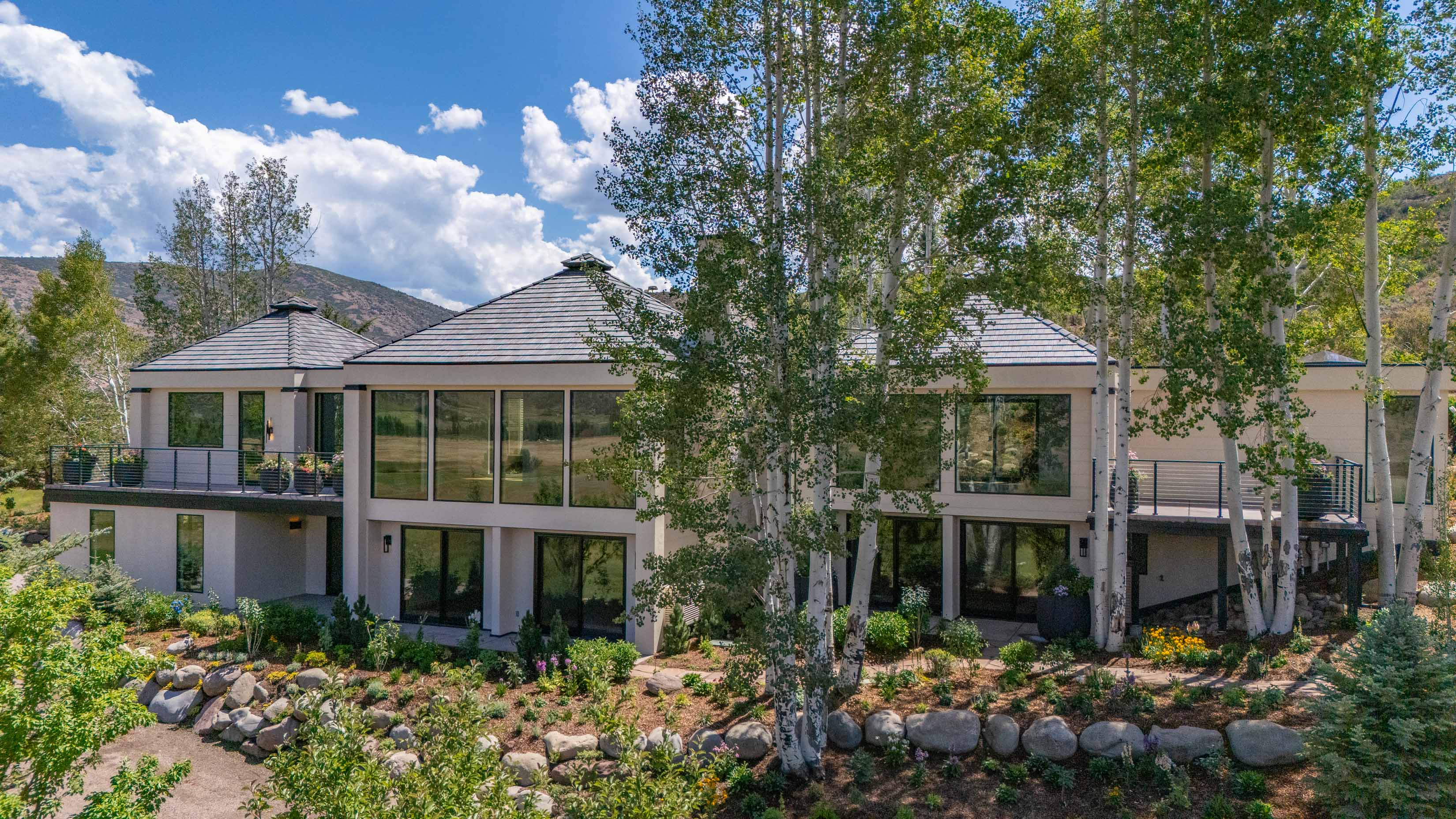  A Beautifully Reimagined Lazy O Ranch Estate with Unparalleled Mt. Sopris Views - 物件實景