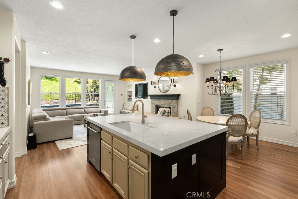 San Clemente, California, 92673, United States, 4 Bedrooms Bedrooms, ,3 BathroomsBathrooms,Residential,For Sale,1906996