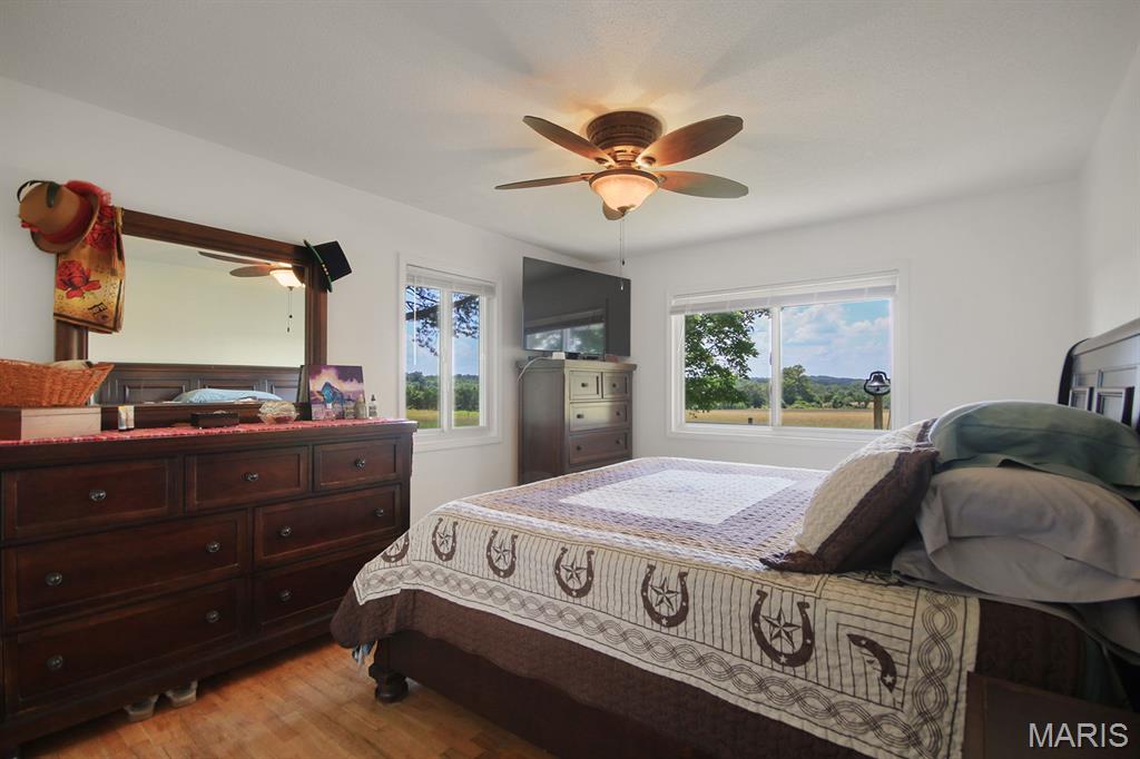 Lebanon, Missouri, 65536, United States, 3 Bedrooms Bedrooms, ,2 BathroomsBathrooms,Residential,For Sale,1982257