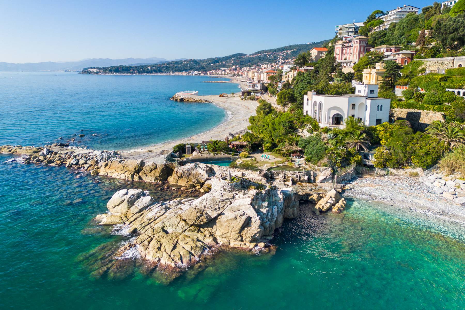  Elegant villa with private bay in Varazze - 物件實景