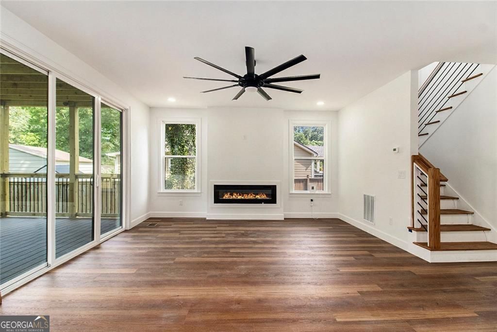 Smyrna, Georgia, 30080, United States, 4 Bedrooms Bedrooms, ,3 BathroomsBathrooms,Residential,For Sale,1913057