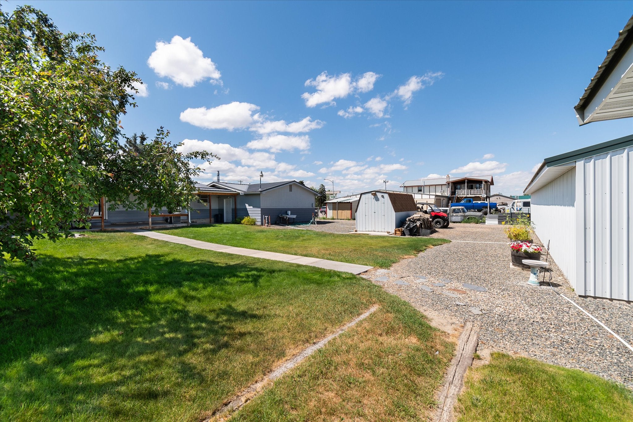 Helena, Montana, 59602, United States, 3 Bedrooms Bedrooms, ,2 BathroomsBathrooms,Residential,For Sale,1898450