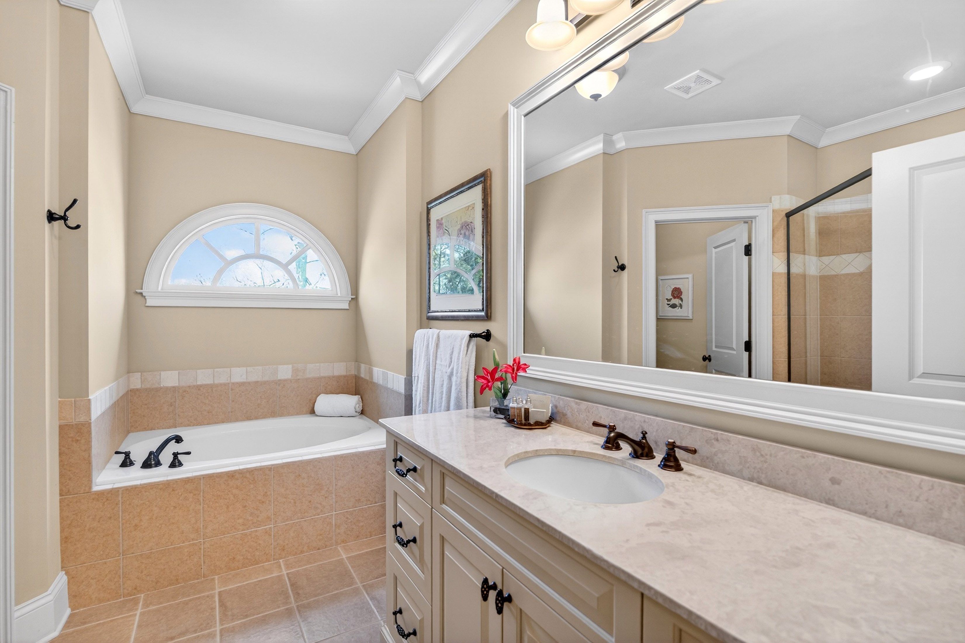  Luxury French Estate with Sweeping Golf Course Views - 物件實景