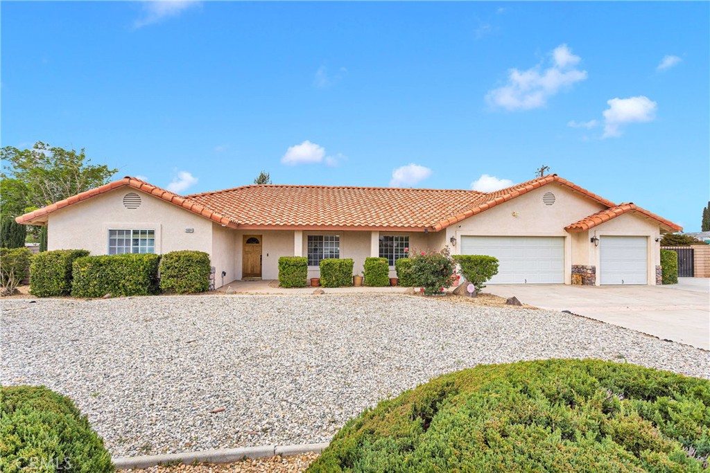 Apple Valley, California, 92307, United States, 4 Bedrooms Bedrooms, ,3 BathroomsBathrooms,Residential,For Sale,1795446