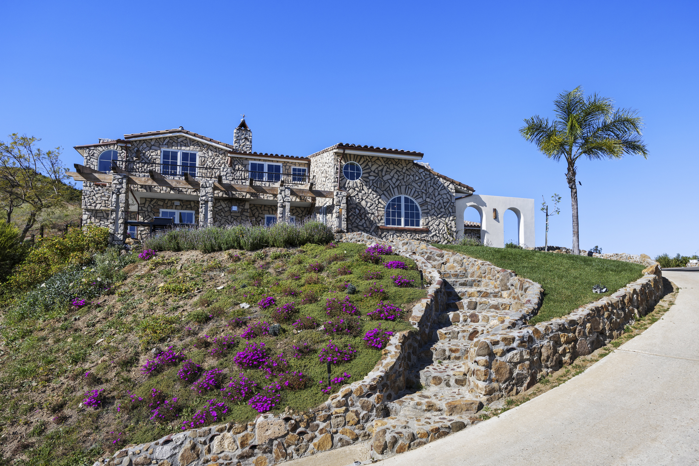  33239 Mulholland Hwy - 物件實景