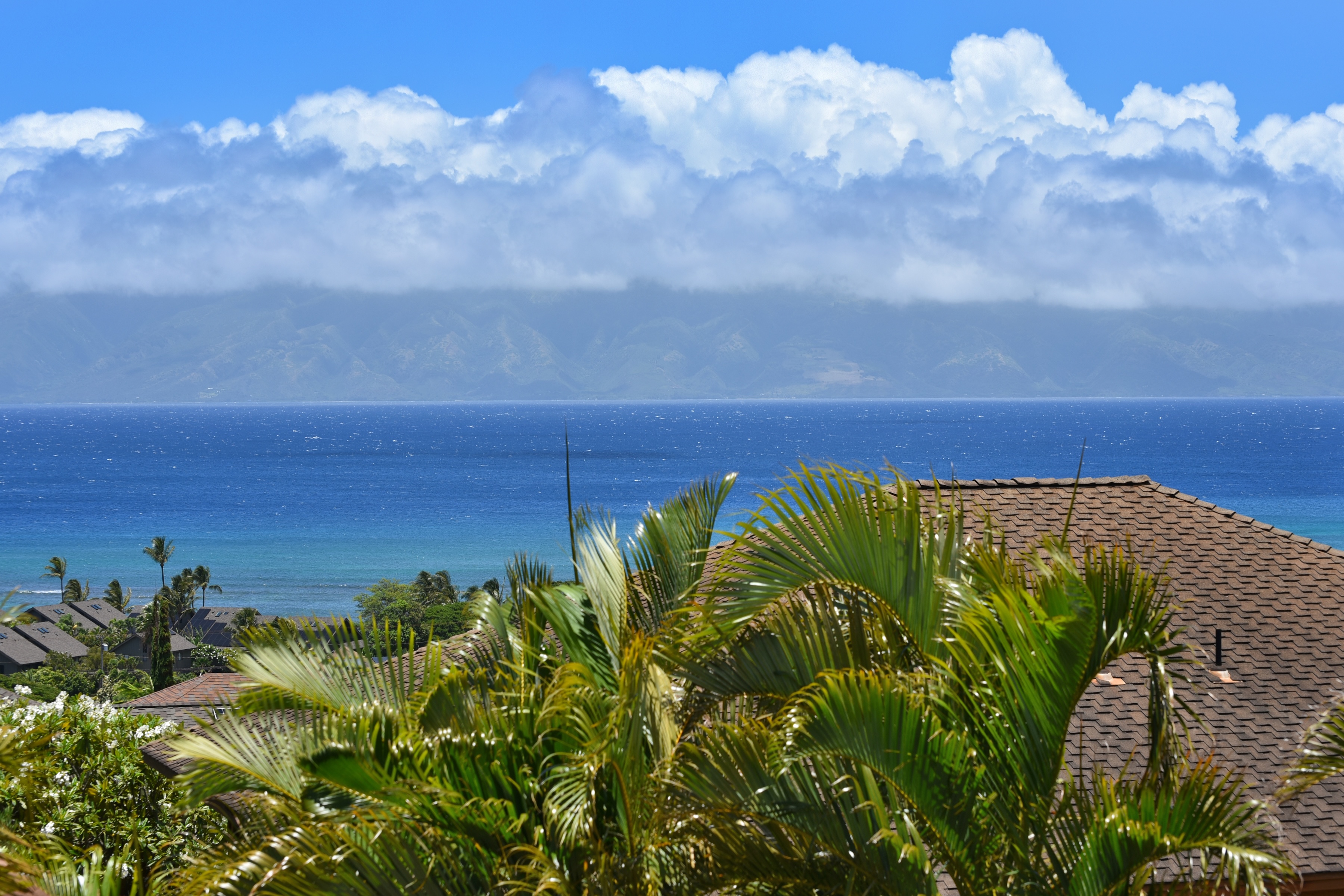 Updated two-story home featuring ocean and island views - 物件實景