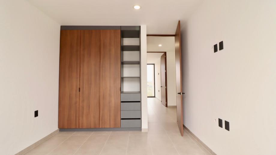 Luz Solar, Morelia, Michoacán de Ocampo, 58253, Mexico, 4 Bedrooms Bedrooms, ,4 BathroomsBathrooms,Residential,For Sale,Luz Solar,1480838