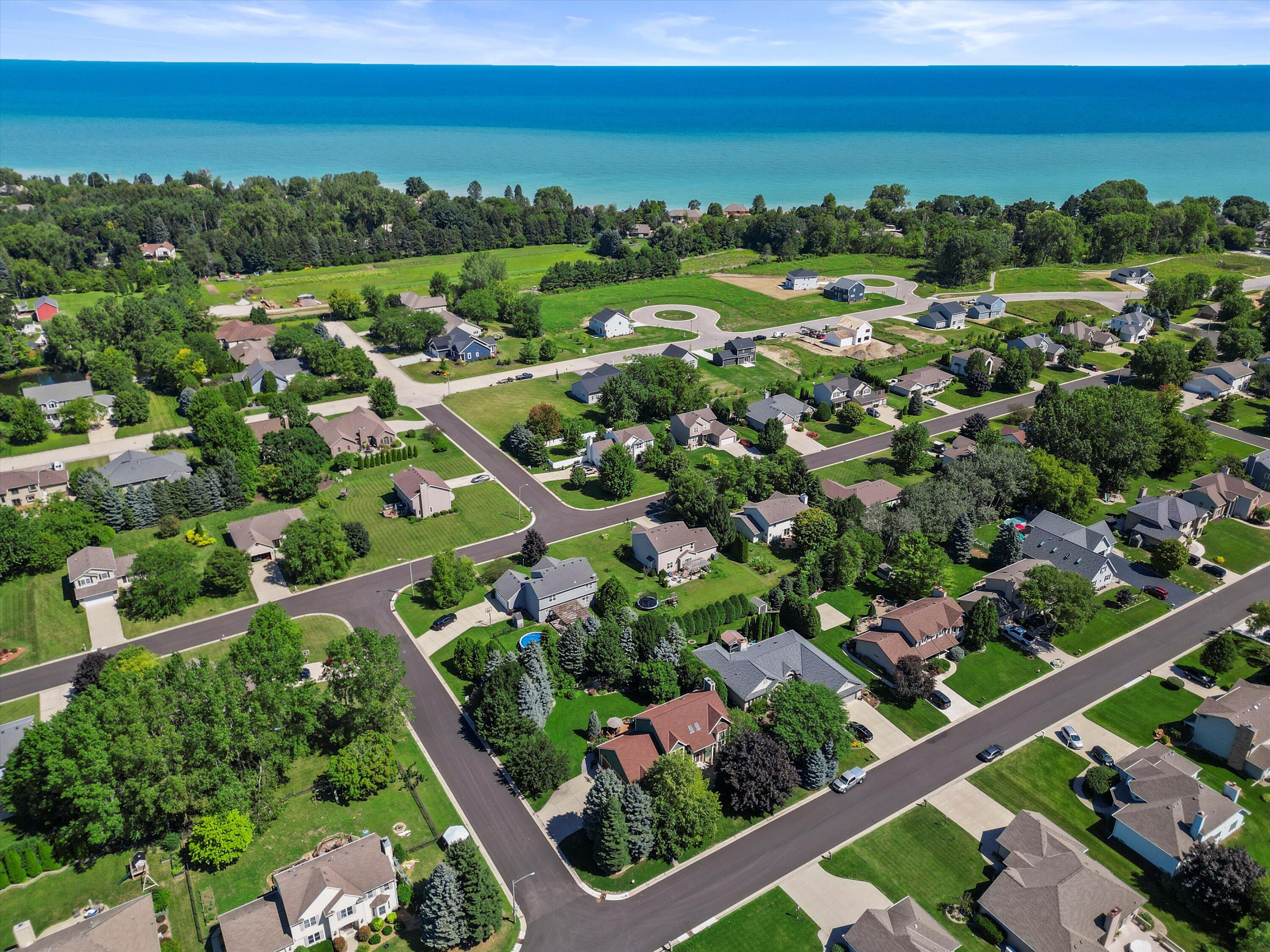 Caledonia, Wisconsin, 53402, United States, 3 Bedrooms Bedrooms, ,3 BathroomsBathrooms,Residential,For Sale,1987324