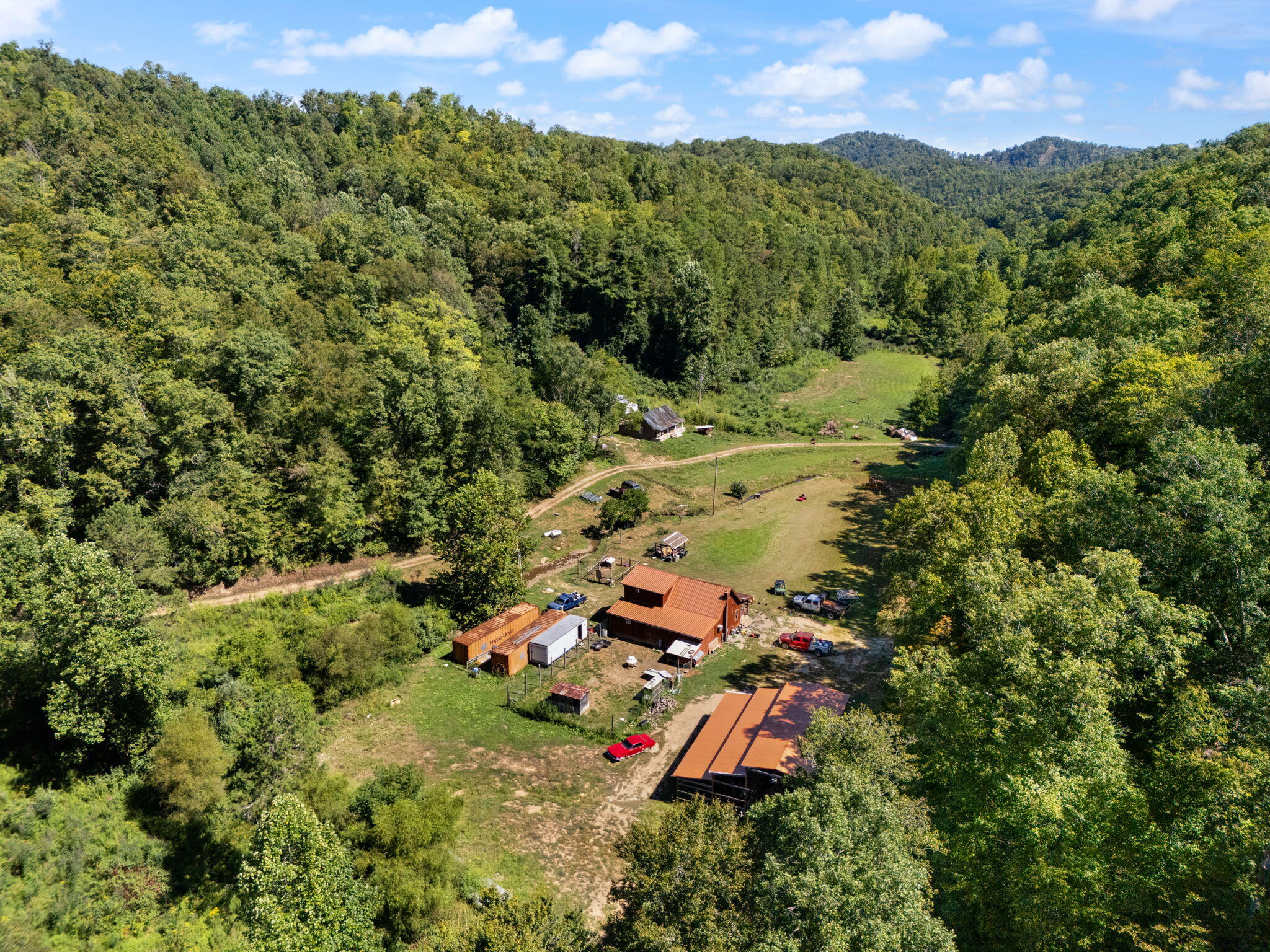 Sextons Creek, Kentucky, 40983, United States, 3 Bedrooms Bedrooms, ,2 BathroomsBathrooms,Residential,For Sale,1938834