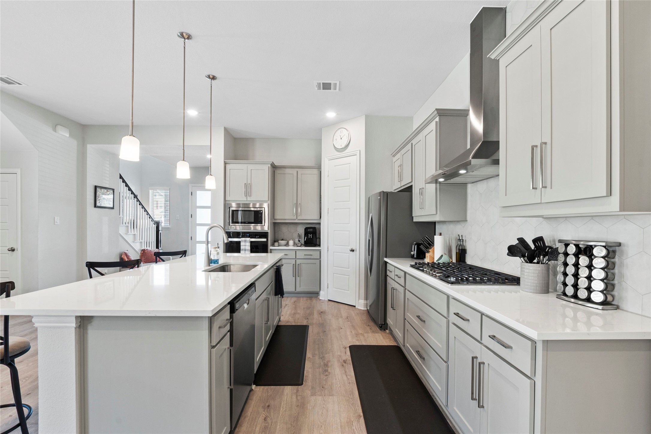 Rowlett, Texas, 75088, United States, 3 Bedrooms Bedrooms, ,3 BathroomsBathrooms,Residential,For Sale,1955209