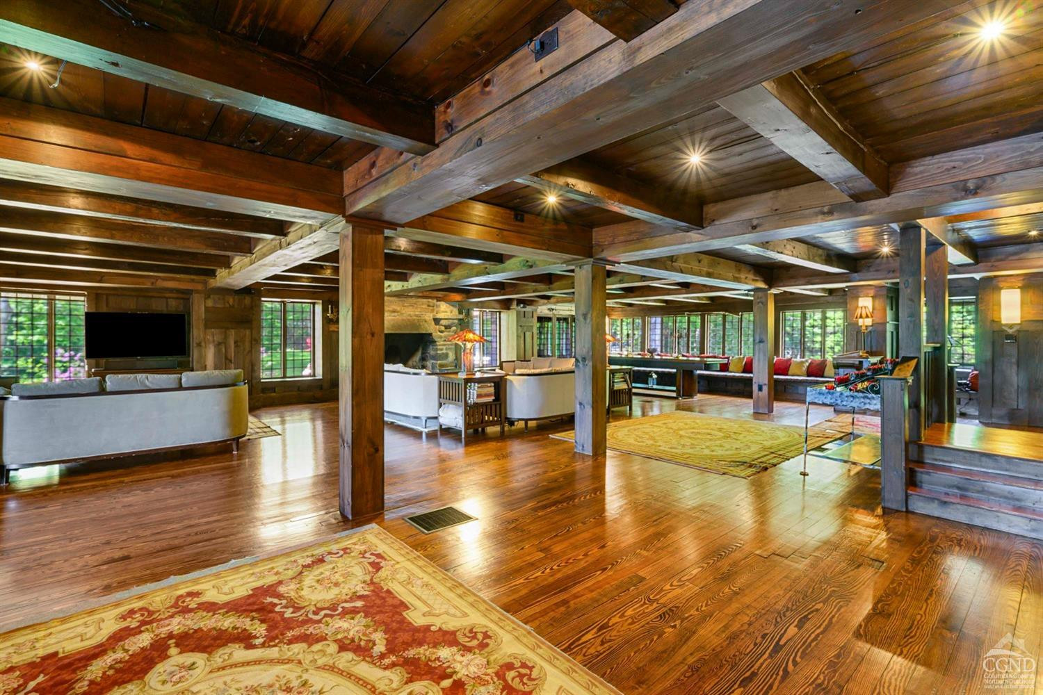 Tannersville, New York, 12485, United States, 6 Bedrooms Bedrooms, ,5 BathroomsBathrooms,Residential,For Sale,1947119