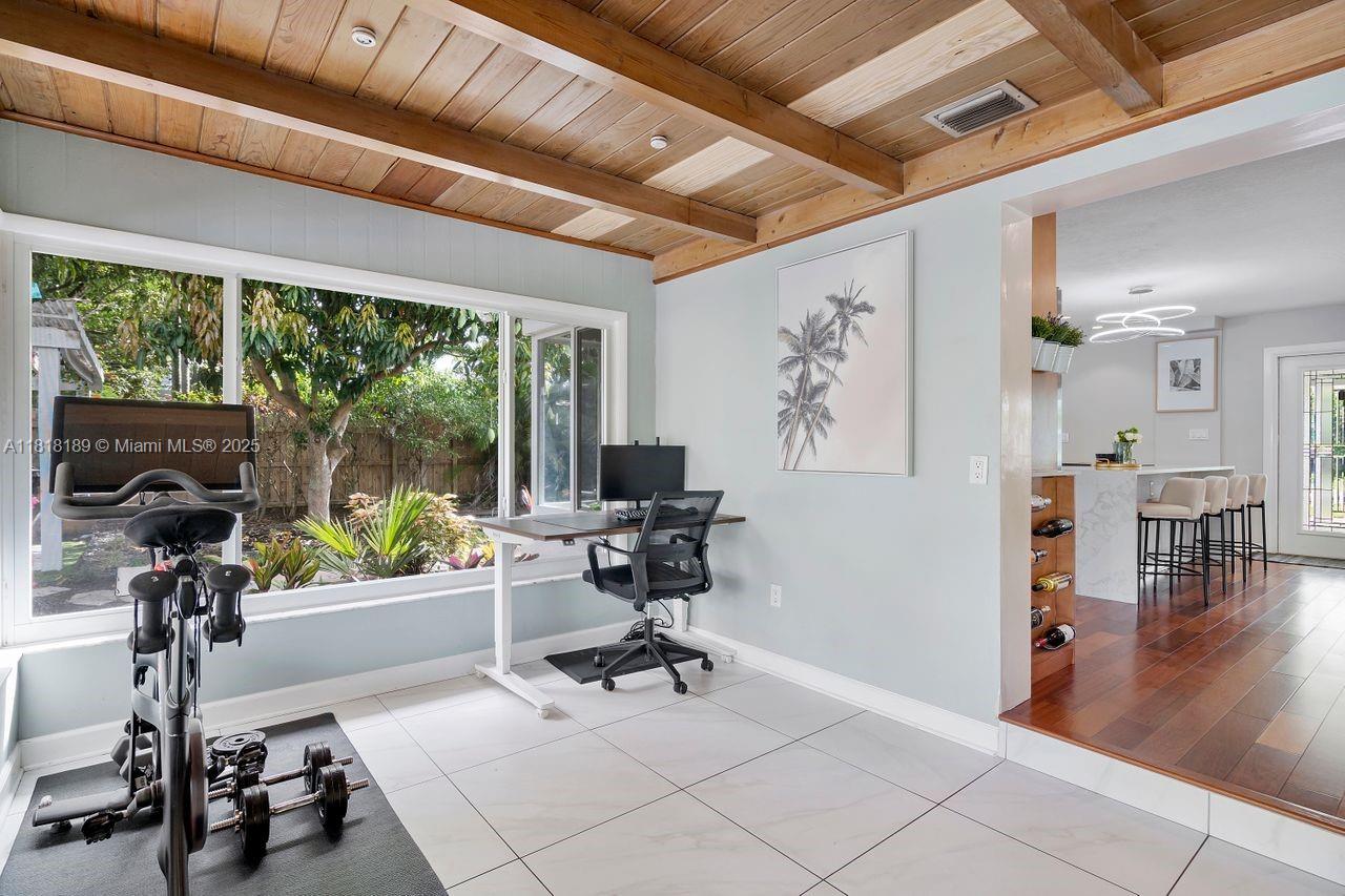 Wilton Manors, Florida, 33334, United States, 2 Bedrooms Bedrooms, ,2 BathroomsBathrooms,Residential,For Sale,1846984