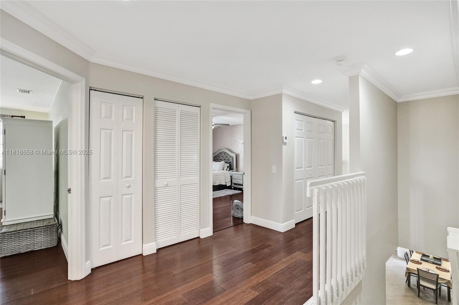 Weston, Florida, 33327, United States, 6 Bedrooms Bedrooms, ,4 BathroomsBathrooms,Residential,For Sale,1850132