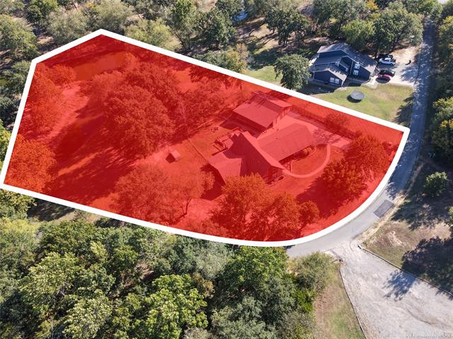 Eufaula, Oklahoma, 74432, United States, 3 Bedrooms Bedrooms, ,3 BathroomsBathrooms,Residential,For Sale,1987326