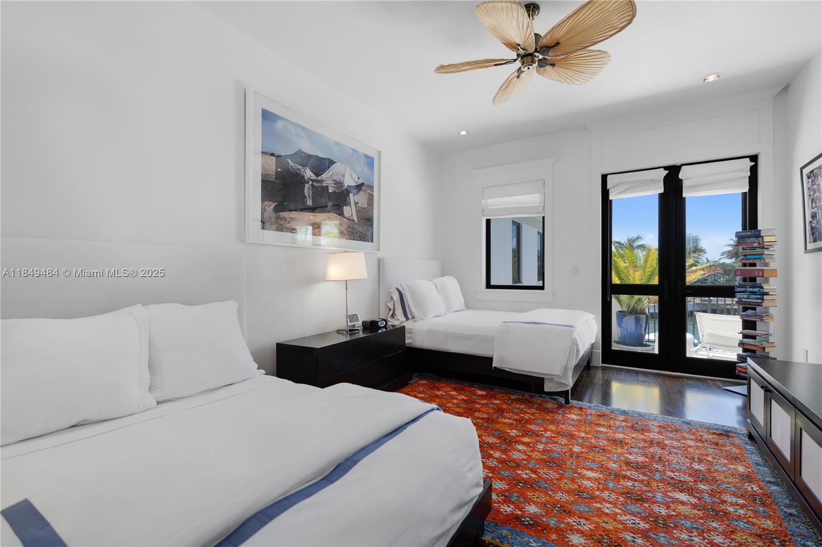 Miami Beach, Florida, 33140, United States, 6 Bedrooms Bedrooms, ,7 BathroomsBathrooms,Residential,For Sale,1927526