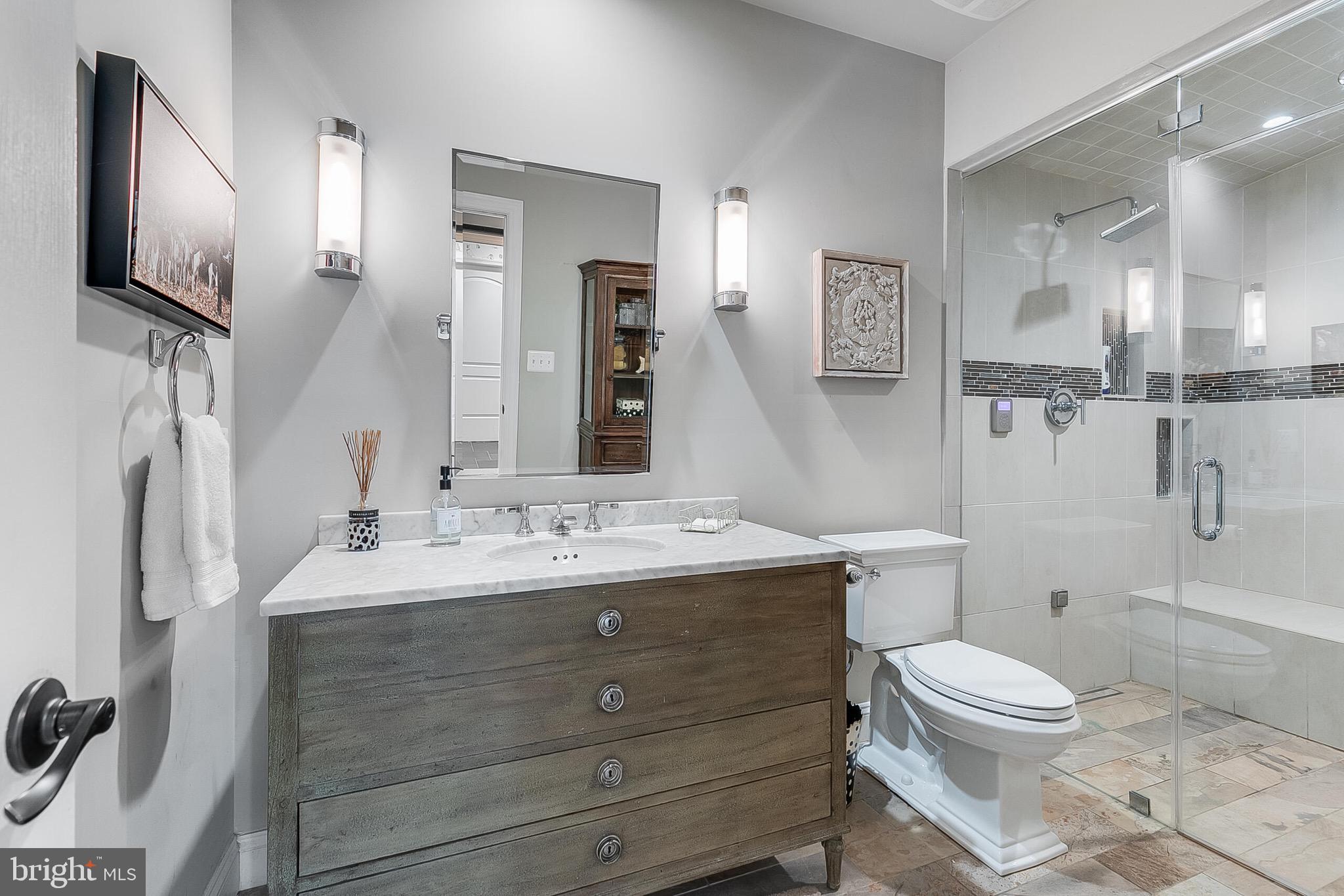 Aldie, Virginia, 20105, United States, 5 Bedrooms Bedrooms, ,7 BathroomsBathrooms,Residential,For Sale,1980828