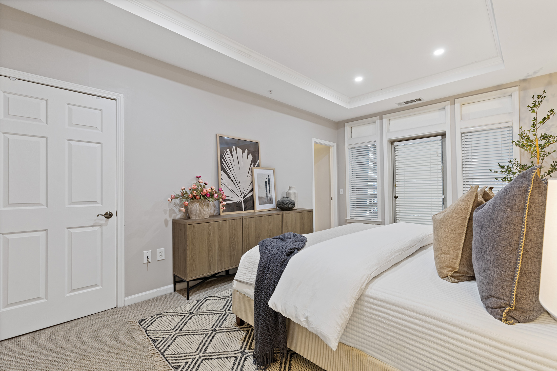  Rare Three-Bedroom Condo in the Heart of Buckhead - 物件實景