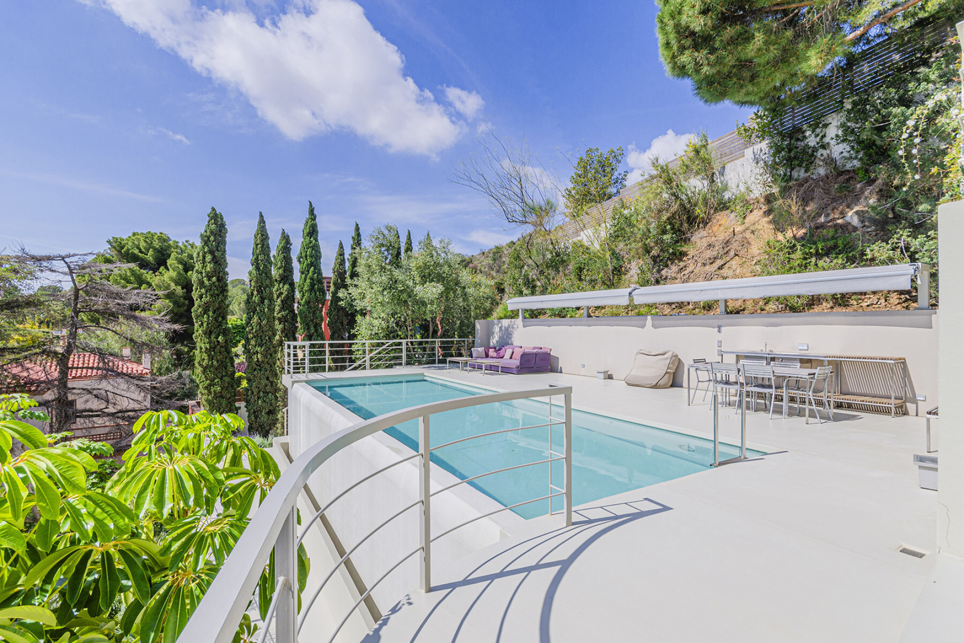  Property with breathtaking views surrounded by tropical garden - 物件實景