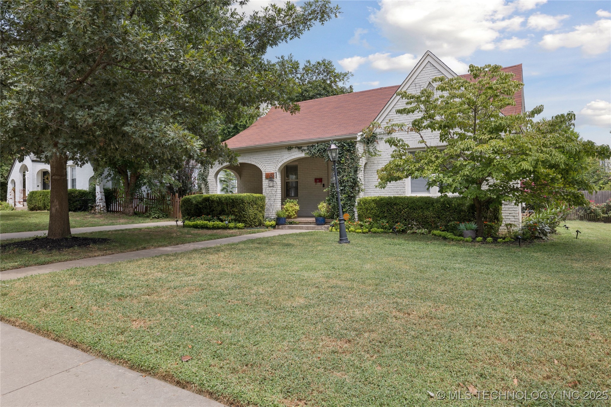 Tulsa, Oklahoma, 74104, United States, 4 Bedrooms Bedrooms, ,3 BathroomsBathrooms,Residential,For Sale,1941702
