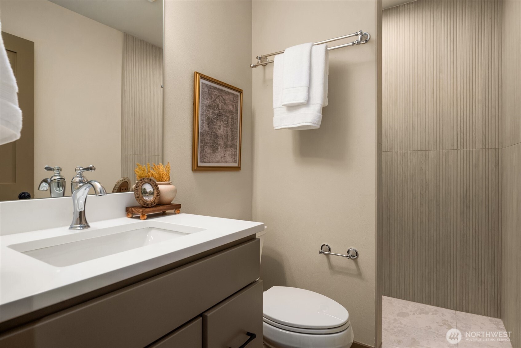 Seattle, Washington, 98106, United States, 4 Bedrooms Bedrooms, ,3 BathroomsBathrooms,Residential,For Sale,1902505