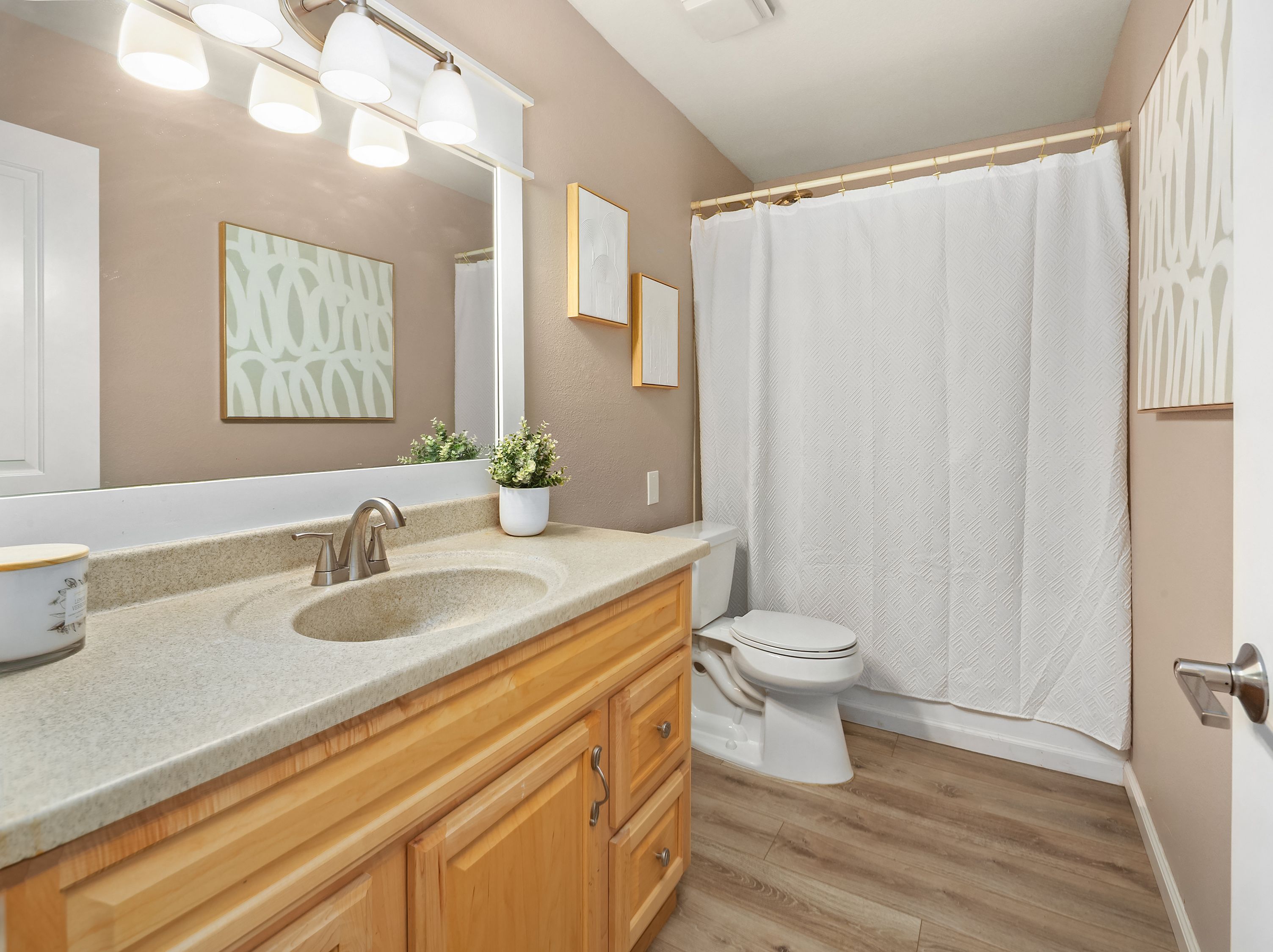  3415 211th Ave NE, Sammamish, WA 98074 - 物件實景