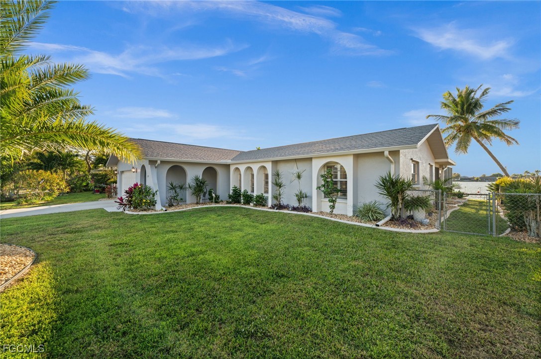 Cape Coral, Florida, 33990, United States, 2 Bedrooms Bedrooms, ,2 BathroomsBathrooms,Residential,For Sale,2009716